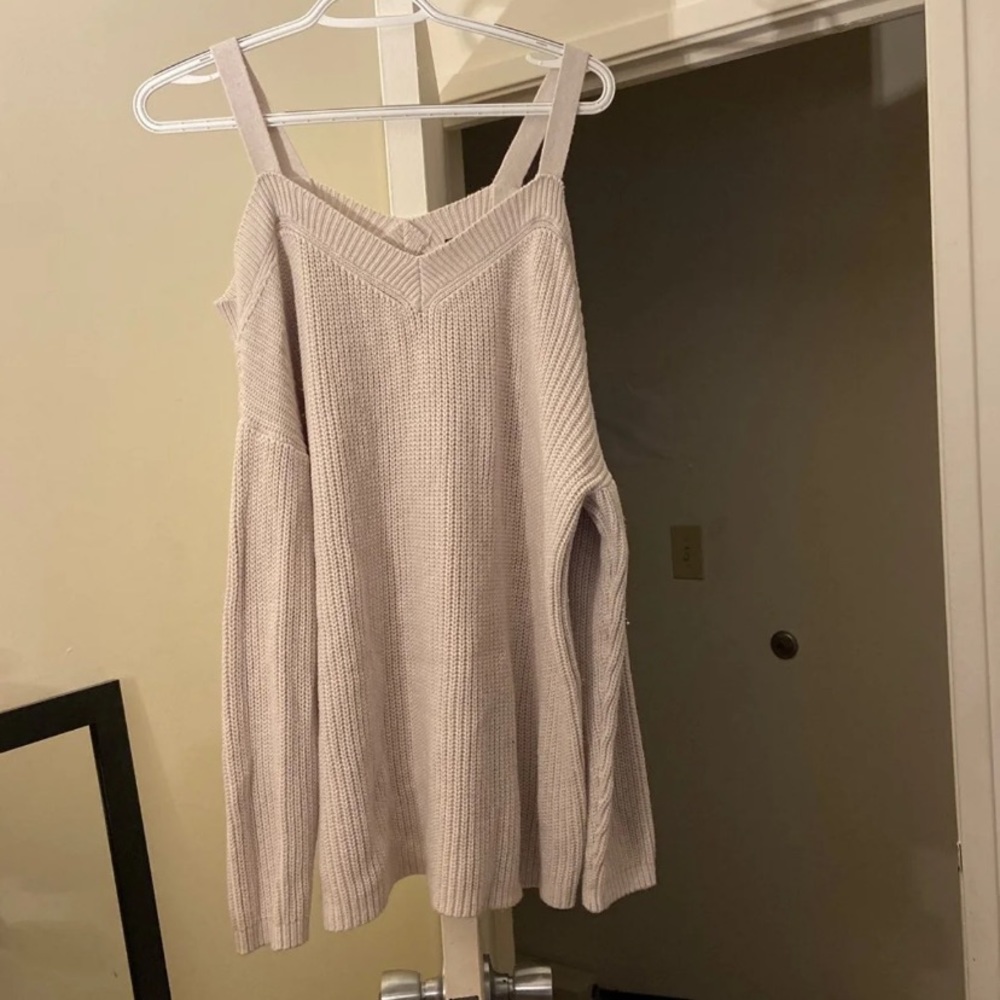 Torrid beige size 3 sweater